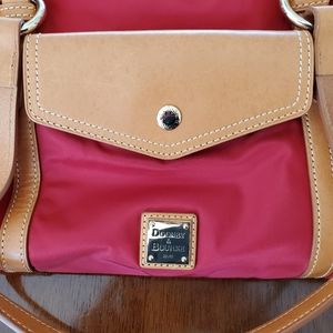 *Like New* Dooney & Bourke Satchel